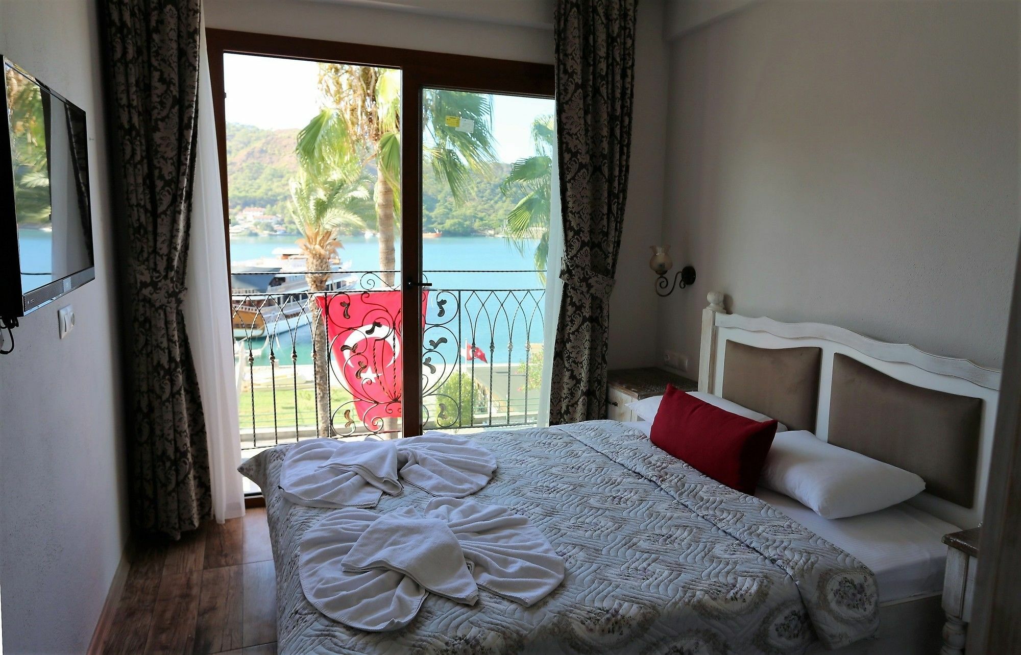 Q&s Cennet Life Hotel