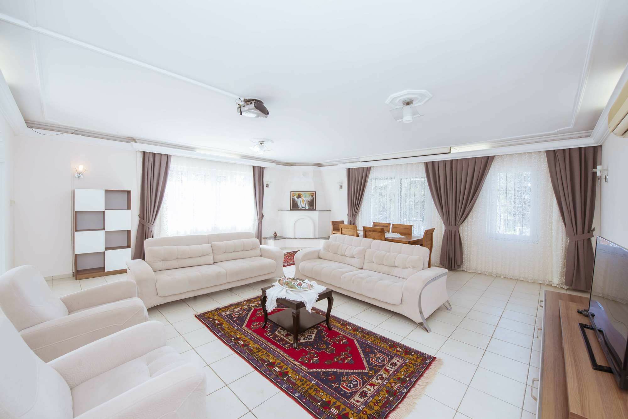 Villa Infinity Yaniklar