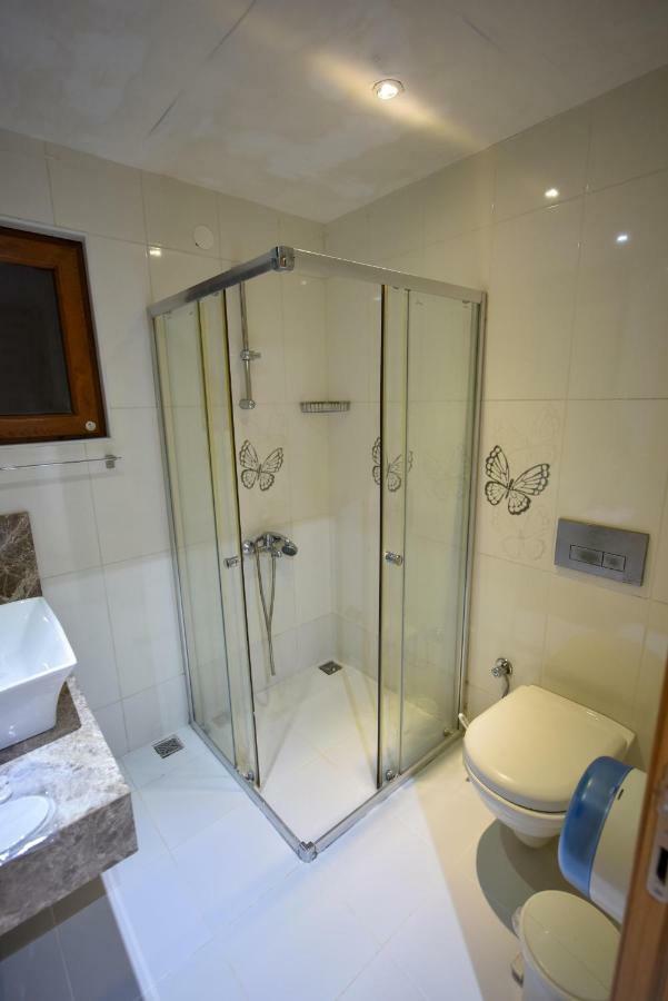 Otel Lidya 3*