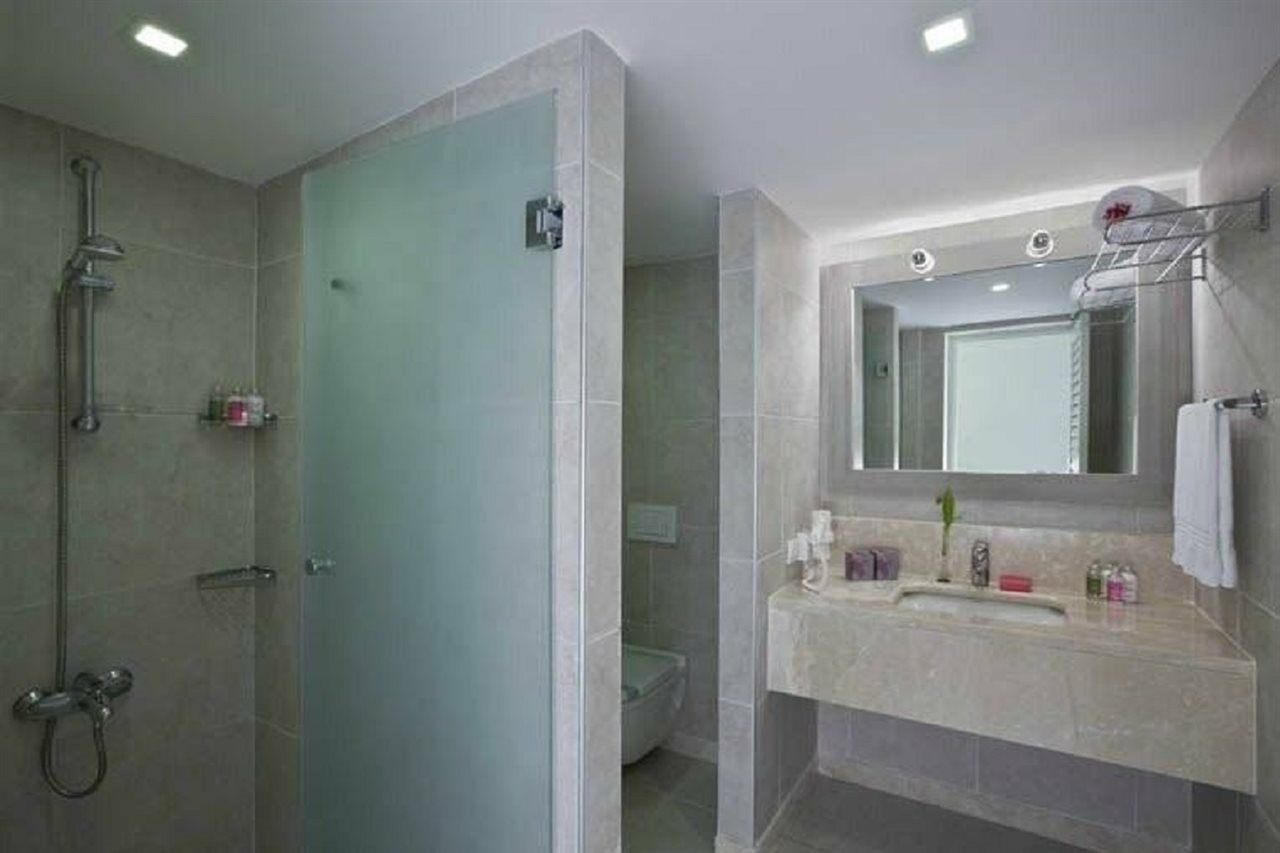 Hillside Club Resort 5*