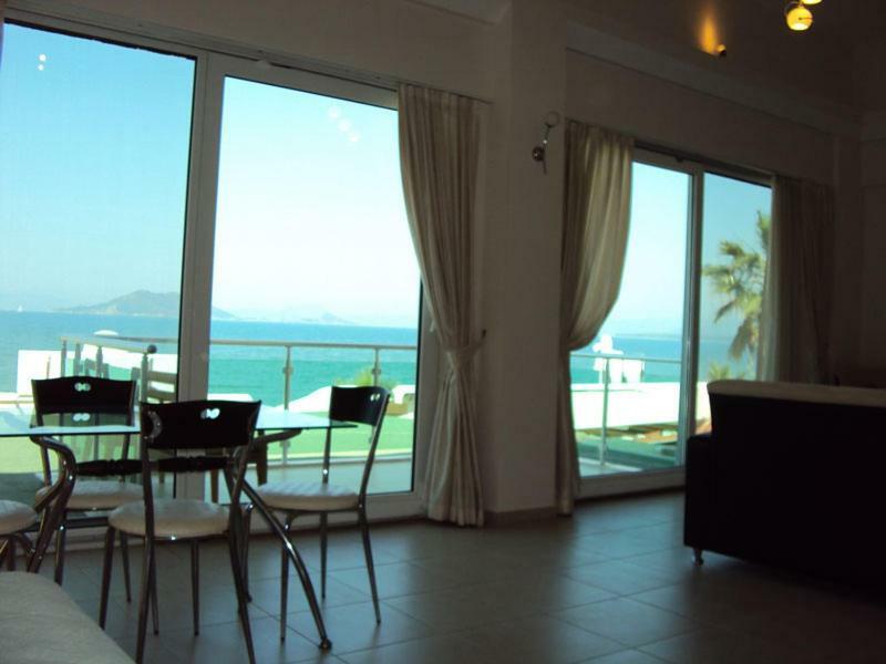 Apartment Seafront *