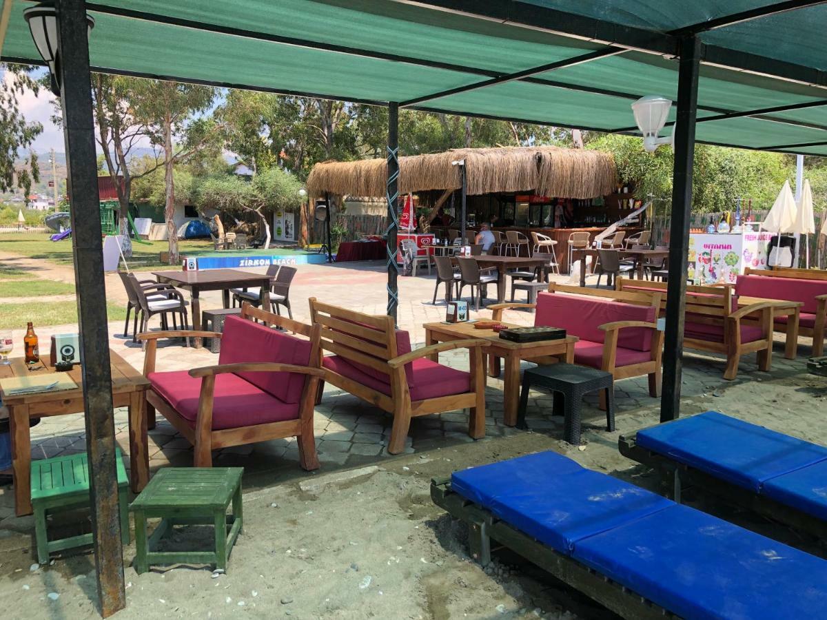 Campsite Zirkon Beach Camping