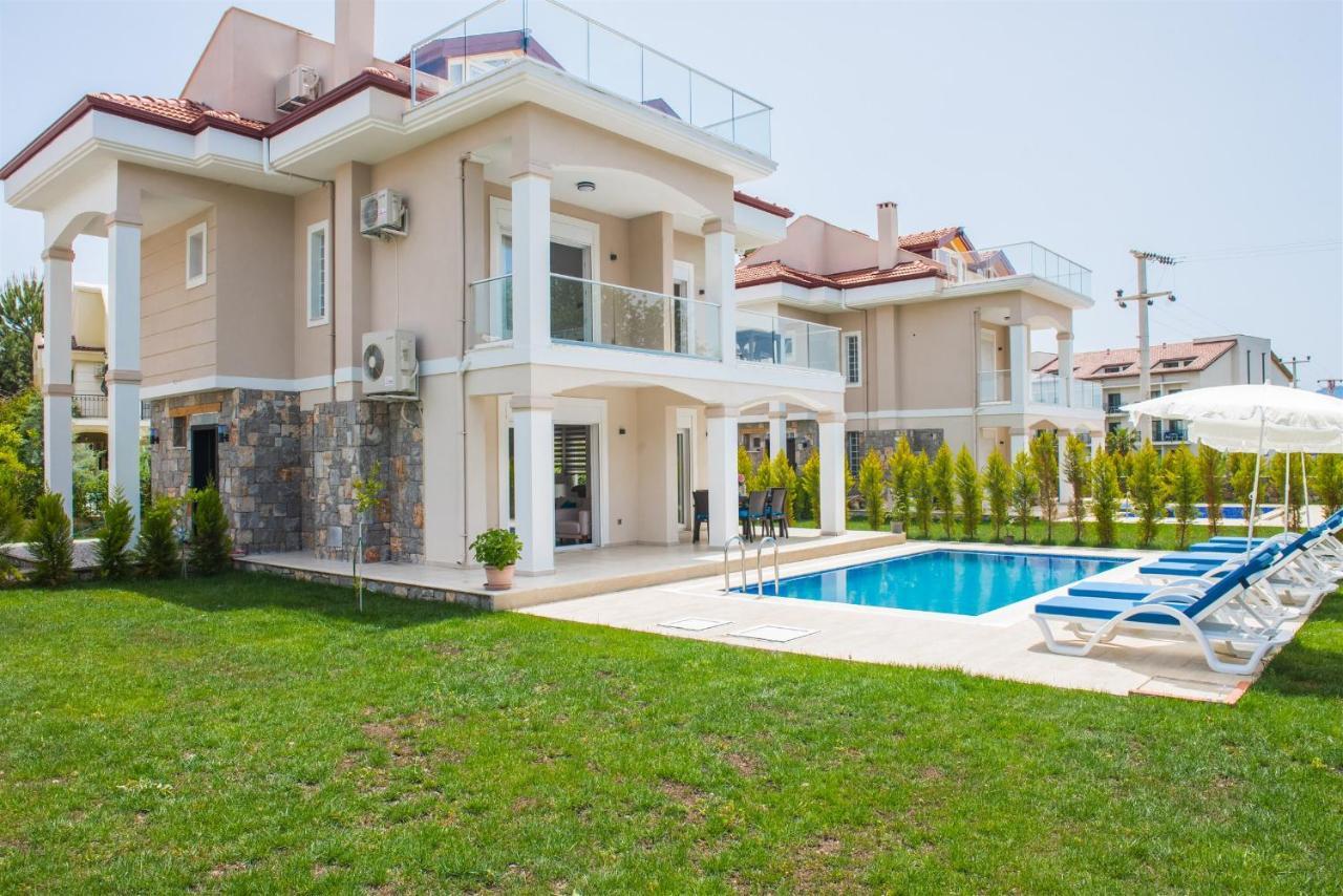 Villa Calis 2 *