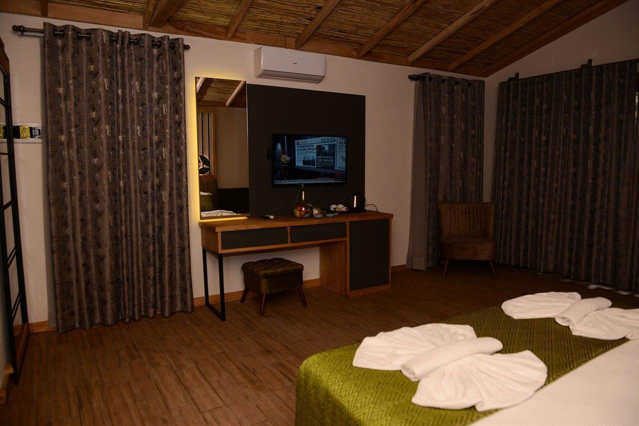 Suna Village & 3*