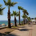 Calis Beach Apartments