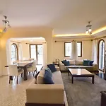 Villa Phoenix