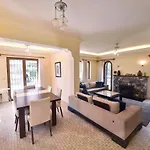 Villa Phoenix