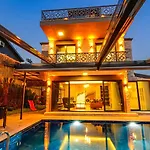 Söğüt 4 - 4 Bedroom with jacuzzi in Fethiye
