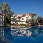 Rebin Beach Hotel
