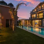 Luxury And Special Design Villa In Hisaroenue Center -Villa Bling Premium
