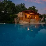Eroglu Villas