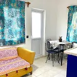 Deka Apartments