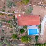 Villa Rose Garden With Private Pool And Jacuzzi