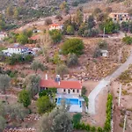 Villa Rose Garden With Private Pool And Jacuzzi