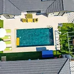 Villa Canoezue 1