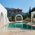 Villa Neox With 2 Pools, Jacuzzi, Sauna & Minigolf