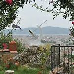 Sundial Hotel & Restaurant