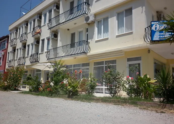Oezguer Hotel