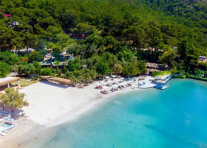 Lagoon Boutique Hotel