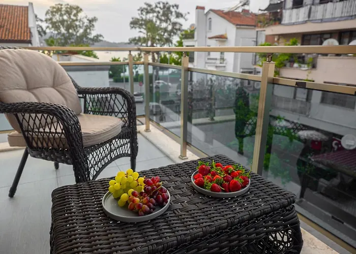 Fethiye Central Apartment 2 Bedroom Seaside