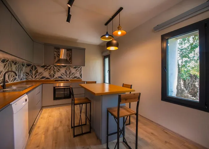 Eroglu Villas
