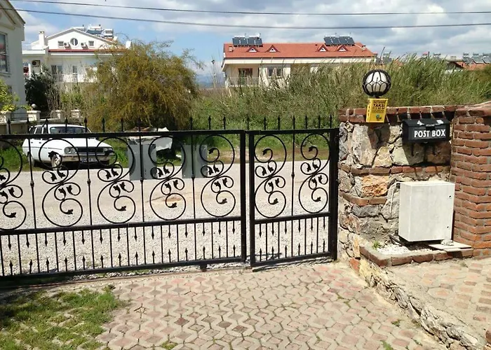 Mulberry Villas