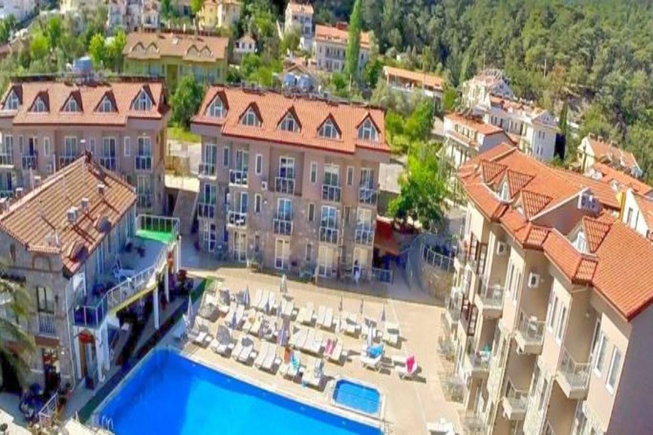 Flora Palm Hotel 4*
