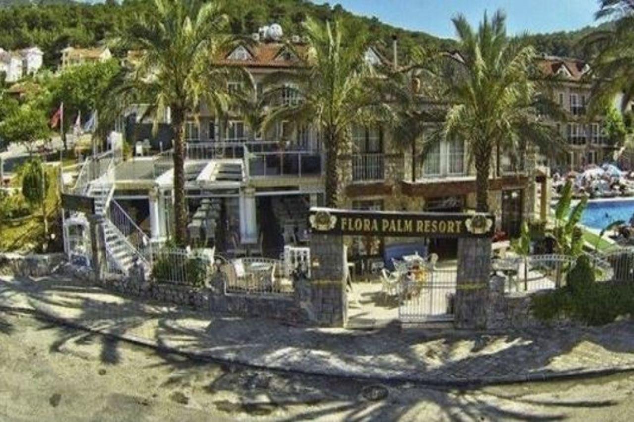 Flora Palm Hotel