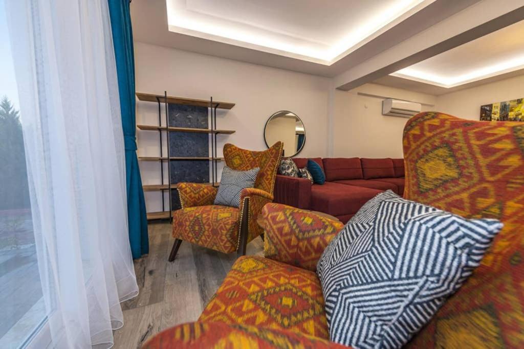 Villa Bella- 4 Bedroom In Oludeniz