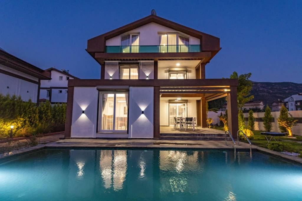 Bella- 4 Bedroom In Oludeniz Fethiye