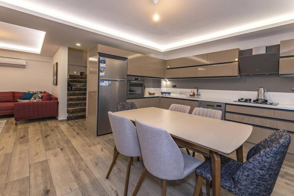 Bella- 4 Bedroom In Oludeniz