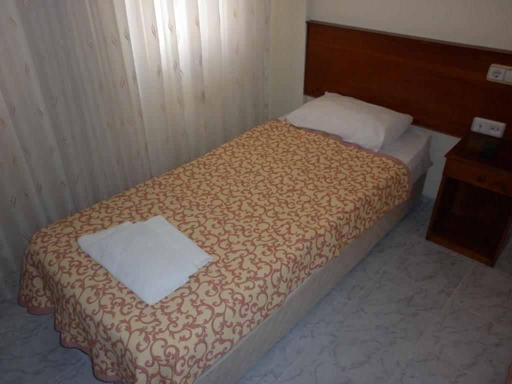 Oezguer Hotel Hotel *