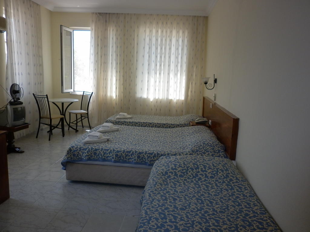 Oezguer Hotel Fethiye