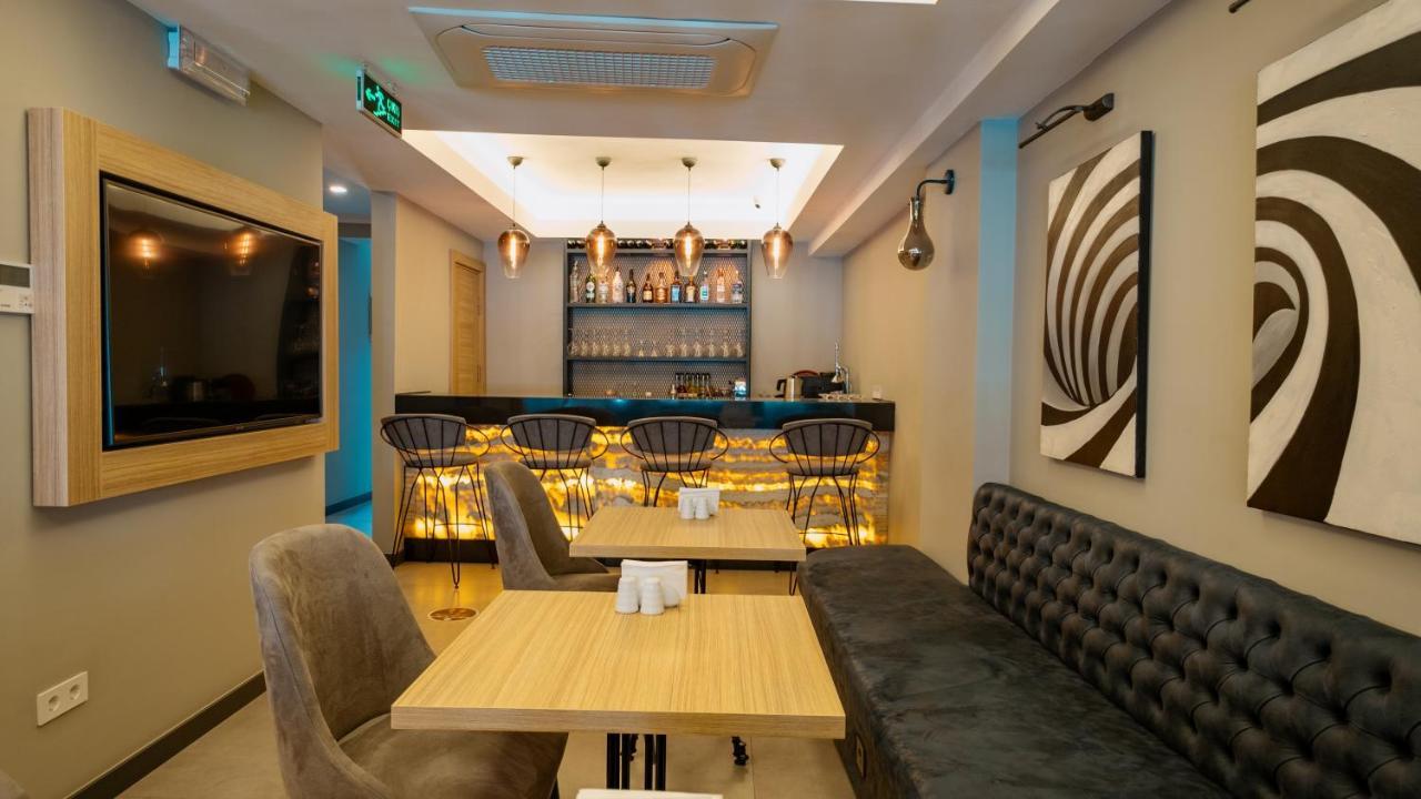 Alesta Midtown Aparthotel