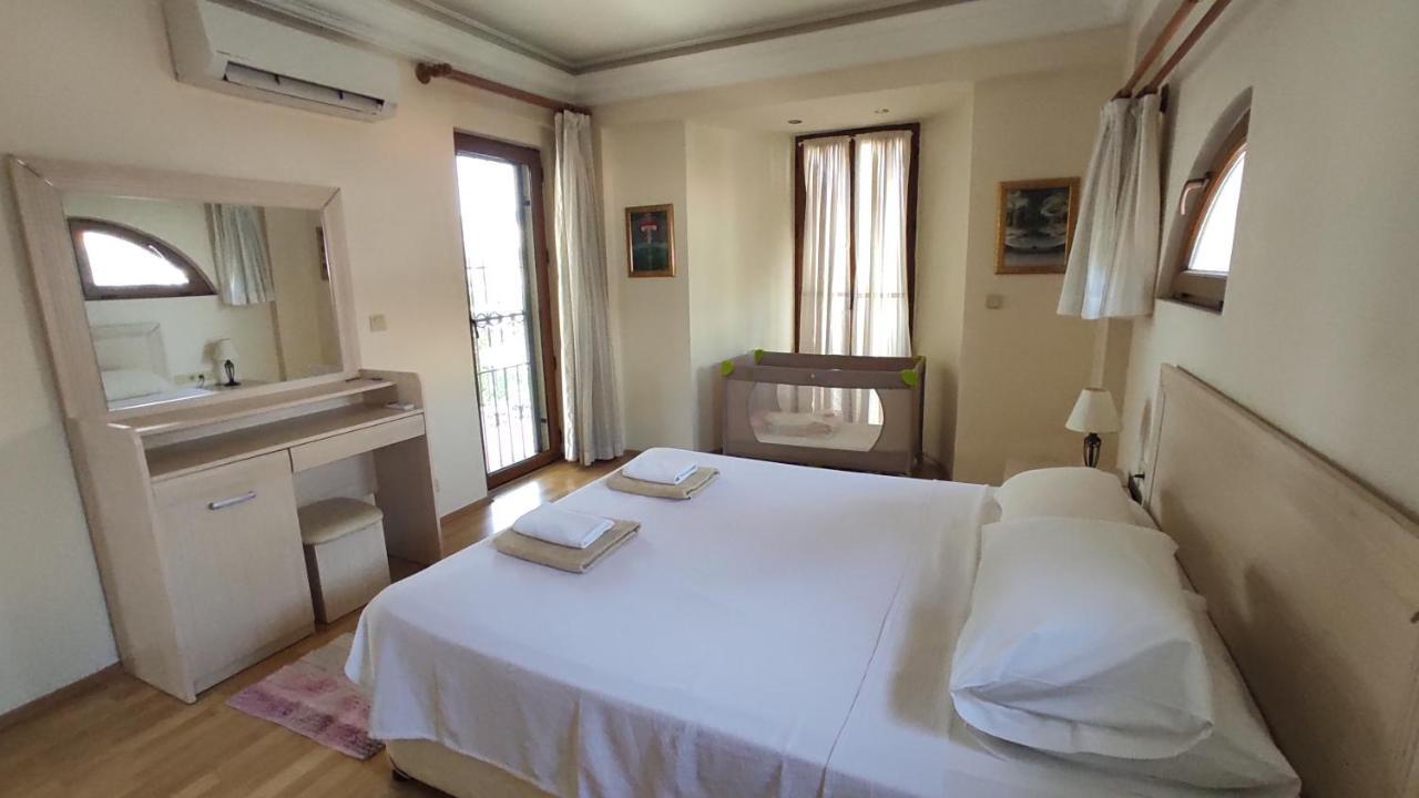 Phoenix Villa *