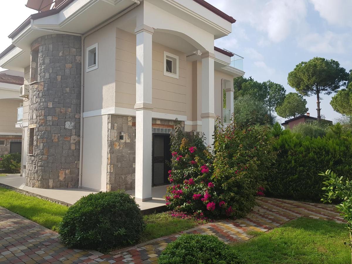 Calis 2 Villa