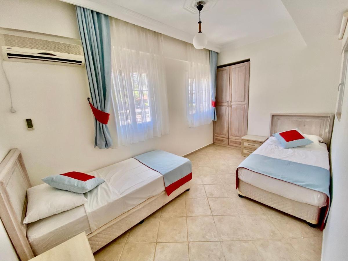 4 Bedroom - 3 Bathroom - 8 Person, Private Pool - Private 1000m2 Garden, Detached Villas, Unlimited Wifi - Free Parking Fethiye
