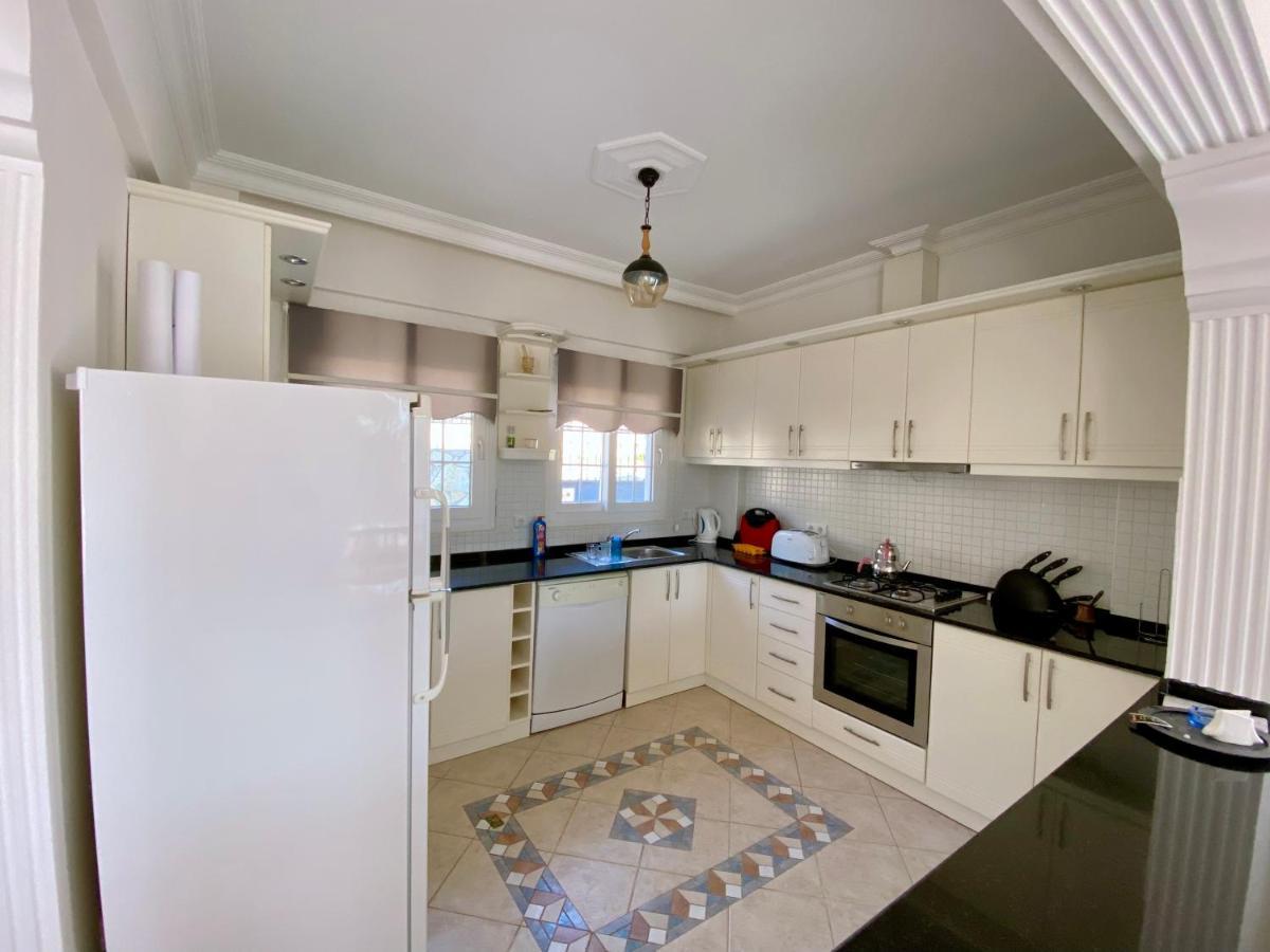 4 Bedroom - 3 Bathroom - 8 Person, Private Pool - Private 1000m2 Garden, Detached Villas, Unlimited Wifi - Free Parking Fethiye