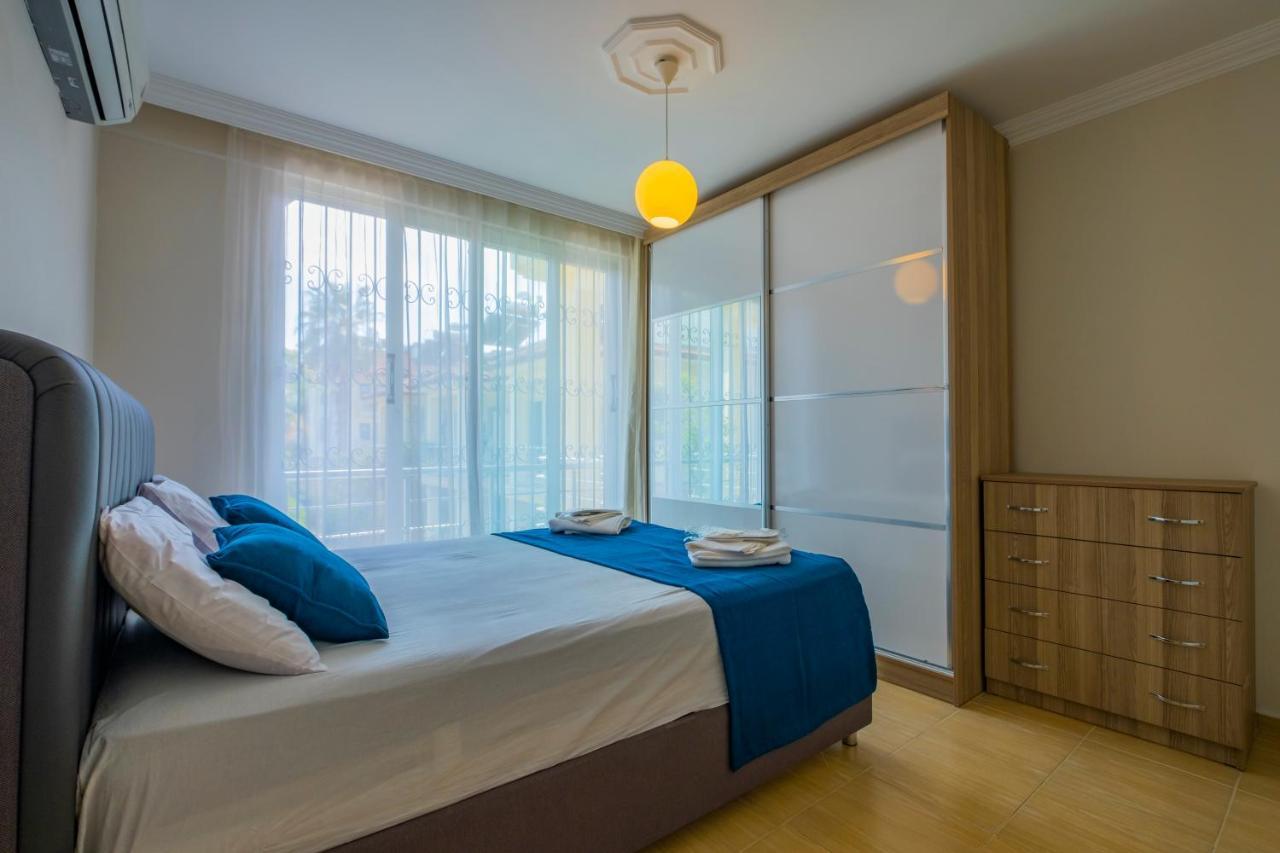 Villa Salazzo Calis Beach