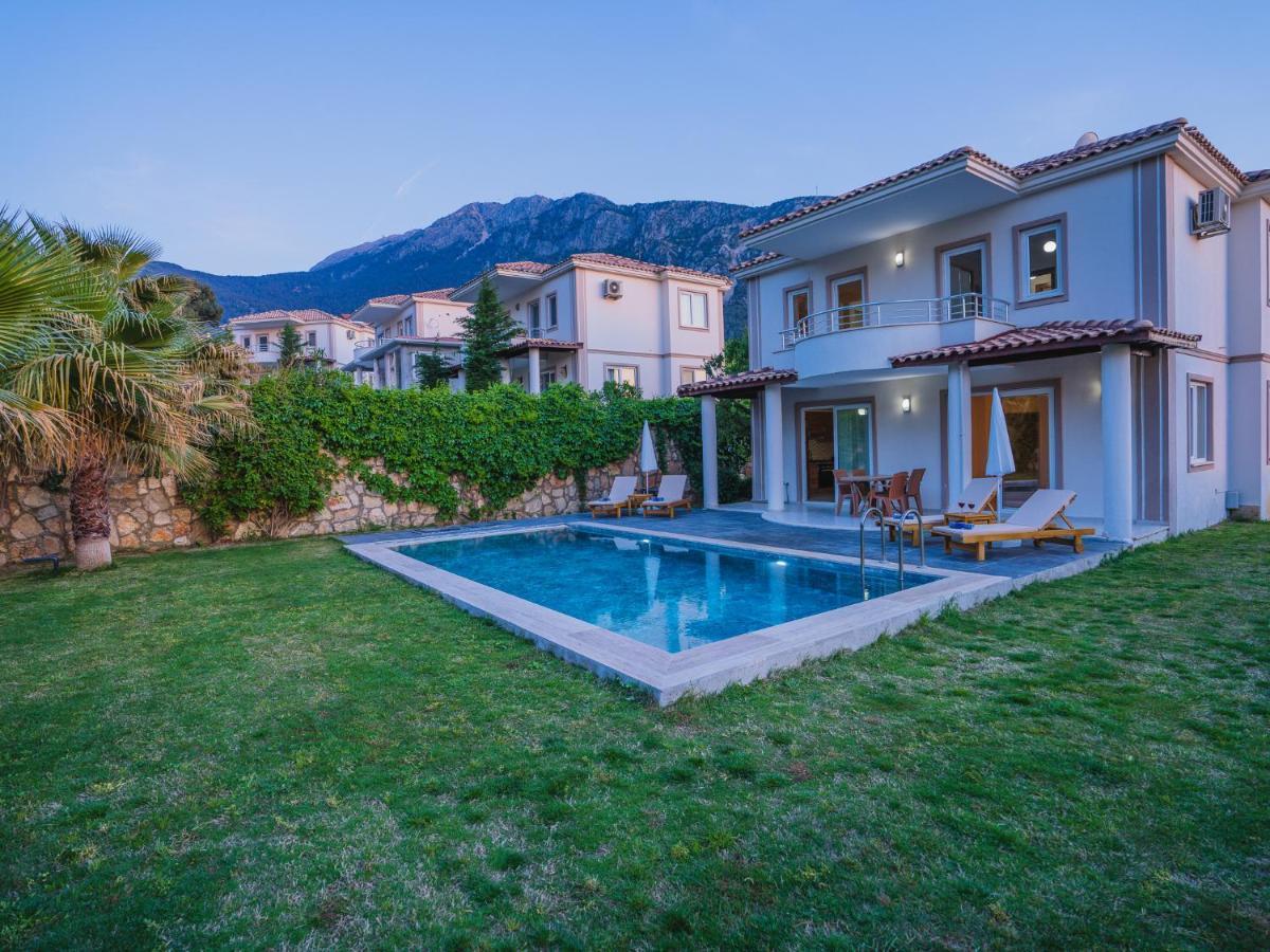 Villa Hanel Life Royale 11 With Private Pool