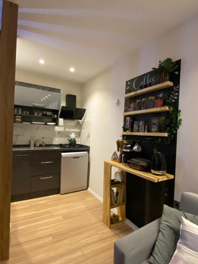 Jakuzili Havuzlu Tropical Balayi Temali Lux Villa Fethiye