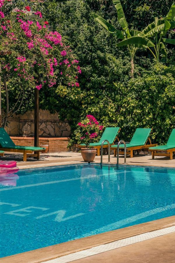 Aparthotel Ten Apart Hotel 3*