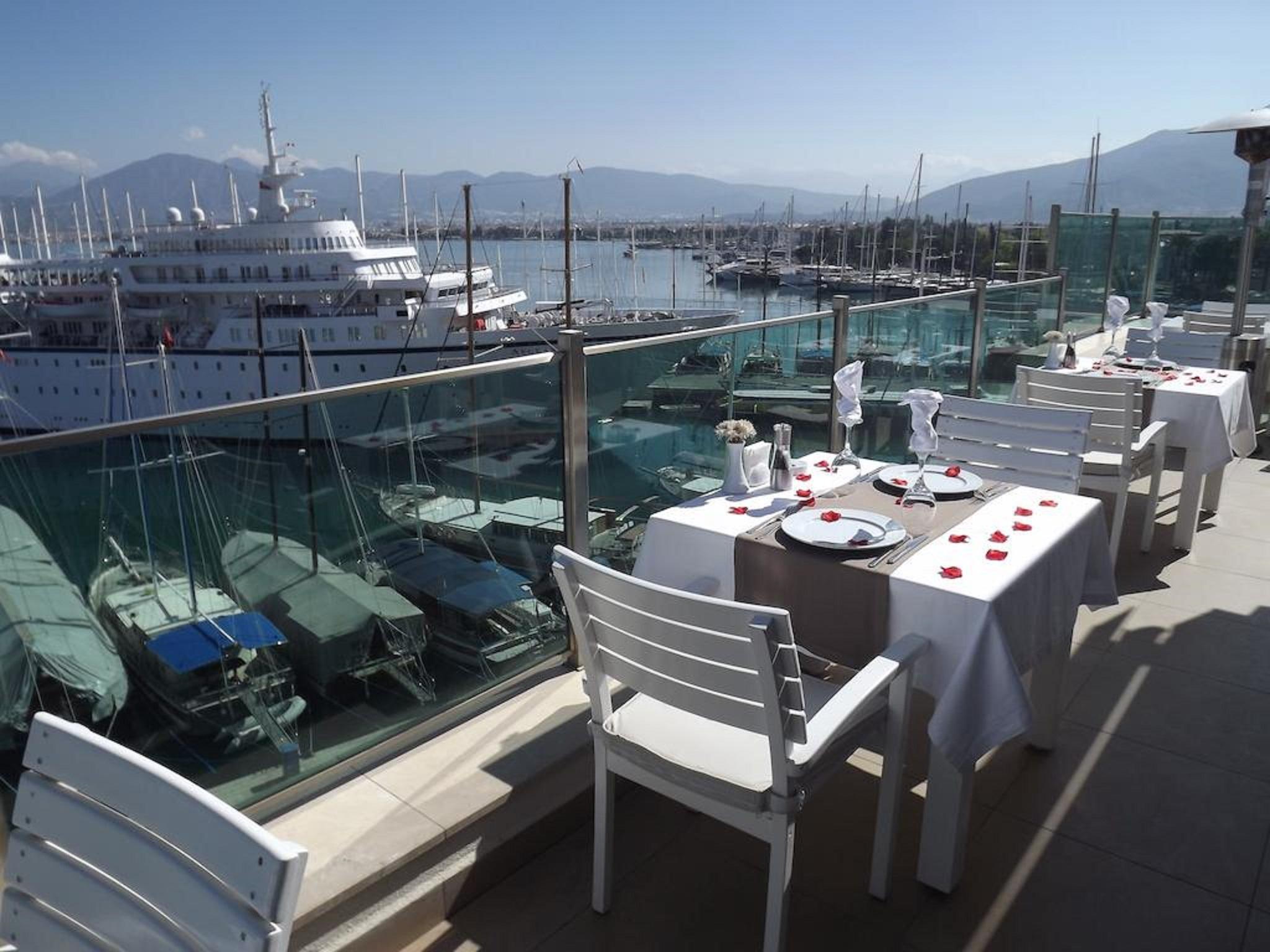 Otel Alesta Yacht