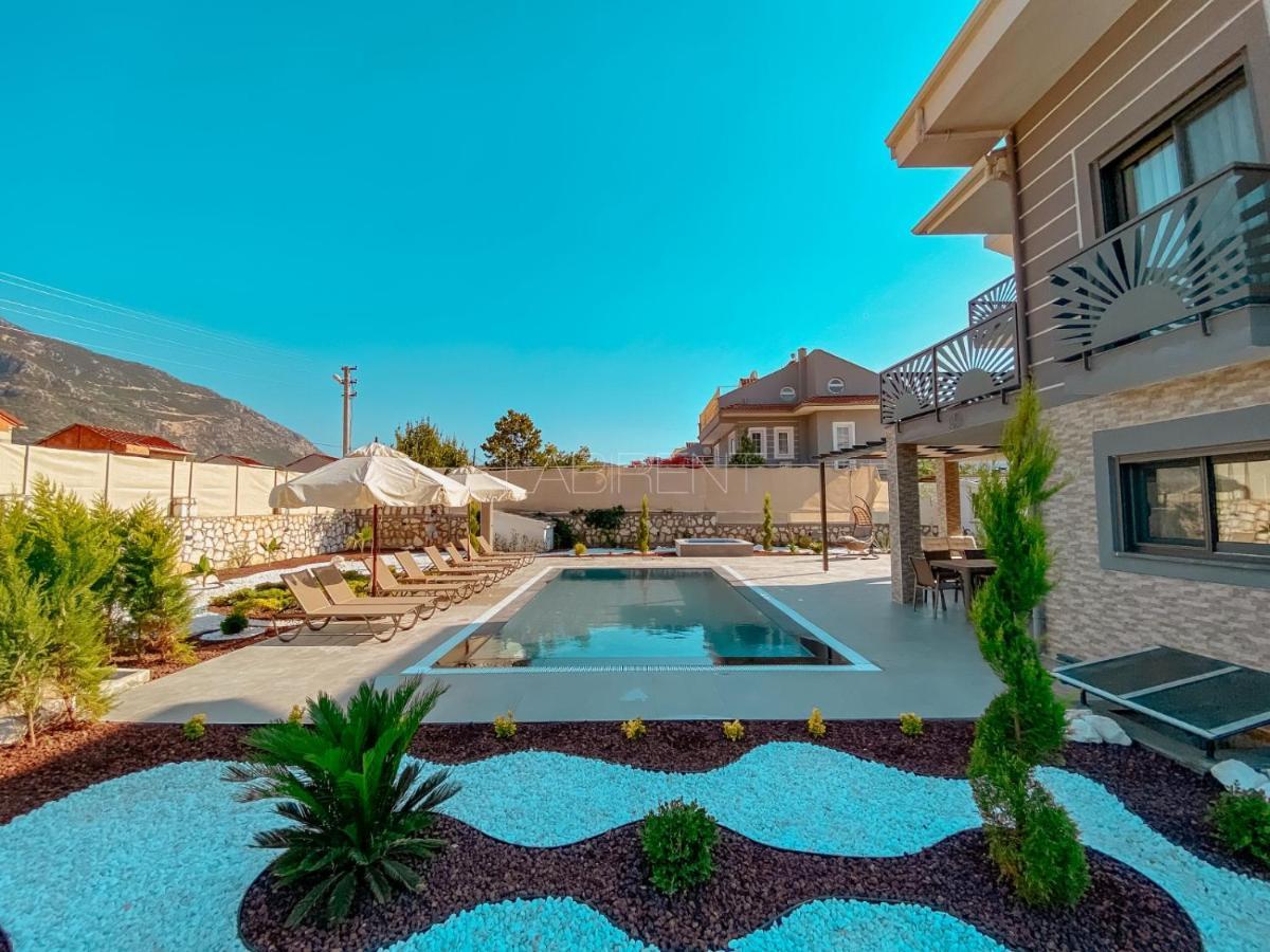 Ata1 Villa