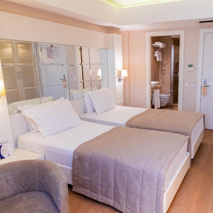 Otel Alesta Yacht 4*