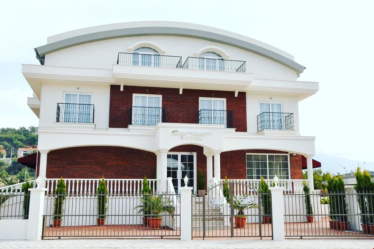 Hotel Sarban 2*