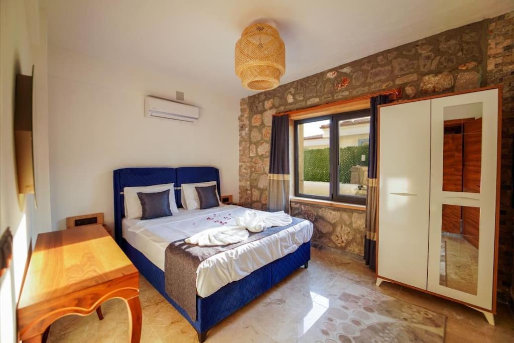 Diamond Villa