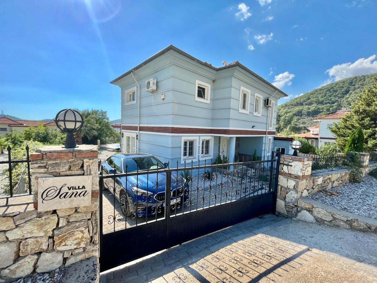 4 Bedroom - 3 Bathroom - 8 Person, Private Pool - Private 1000m2 Garden, Detached Villas, Unlimited Wifi - Free Parking Fethiye