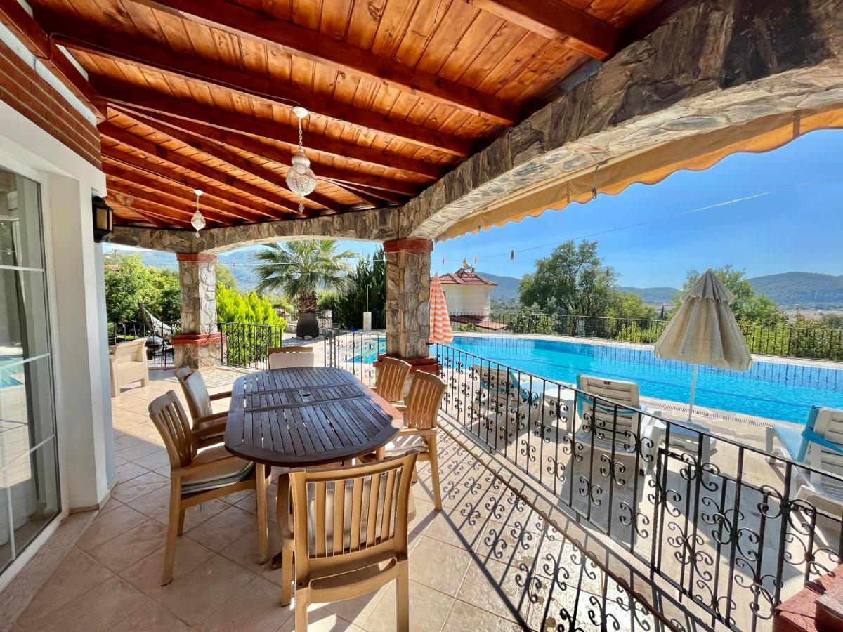 4 Bedroom - 3 Bathroom - 8 Person, Private Pool - Private 1000m2 Garden, Detached Villas, Unlimited Wifi - Free Parking Villa *