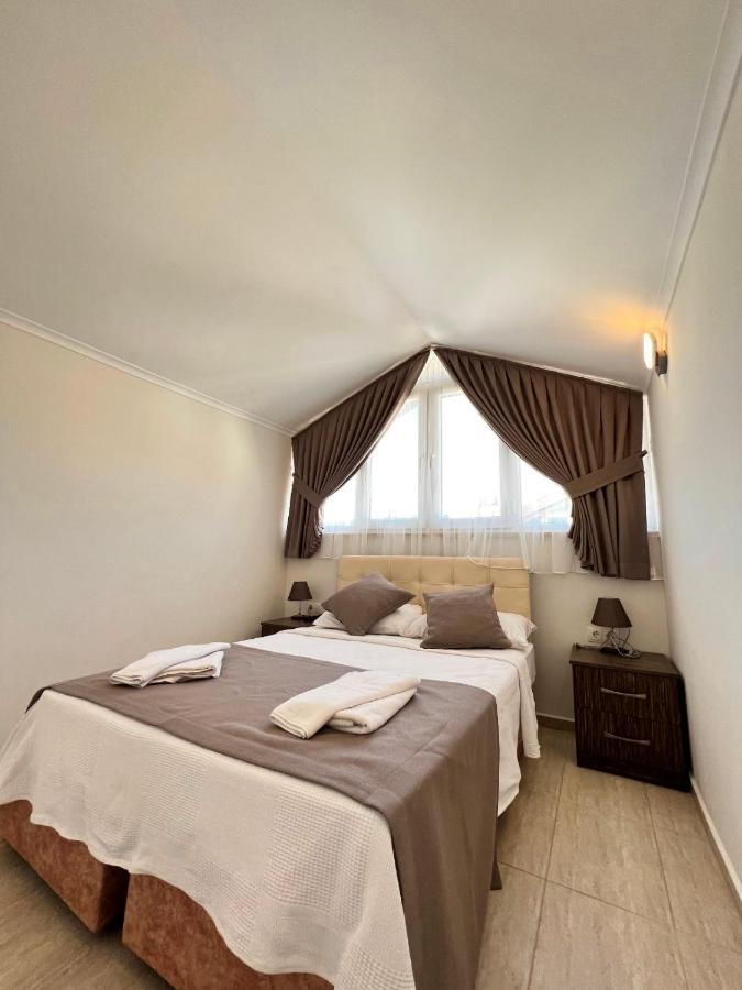 Valley Oludeniz, 4 Bedroom, Large Swimming Pool Fethiye